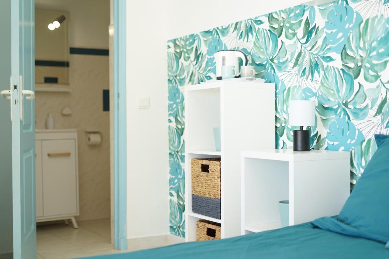 Les Volets Bleus Hotel Speracedes Ngoại thất bức ảnh