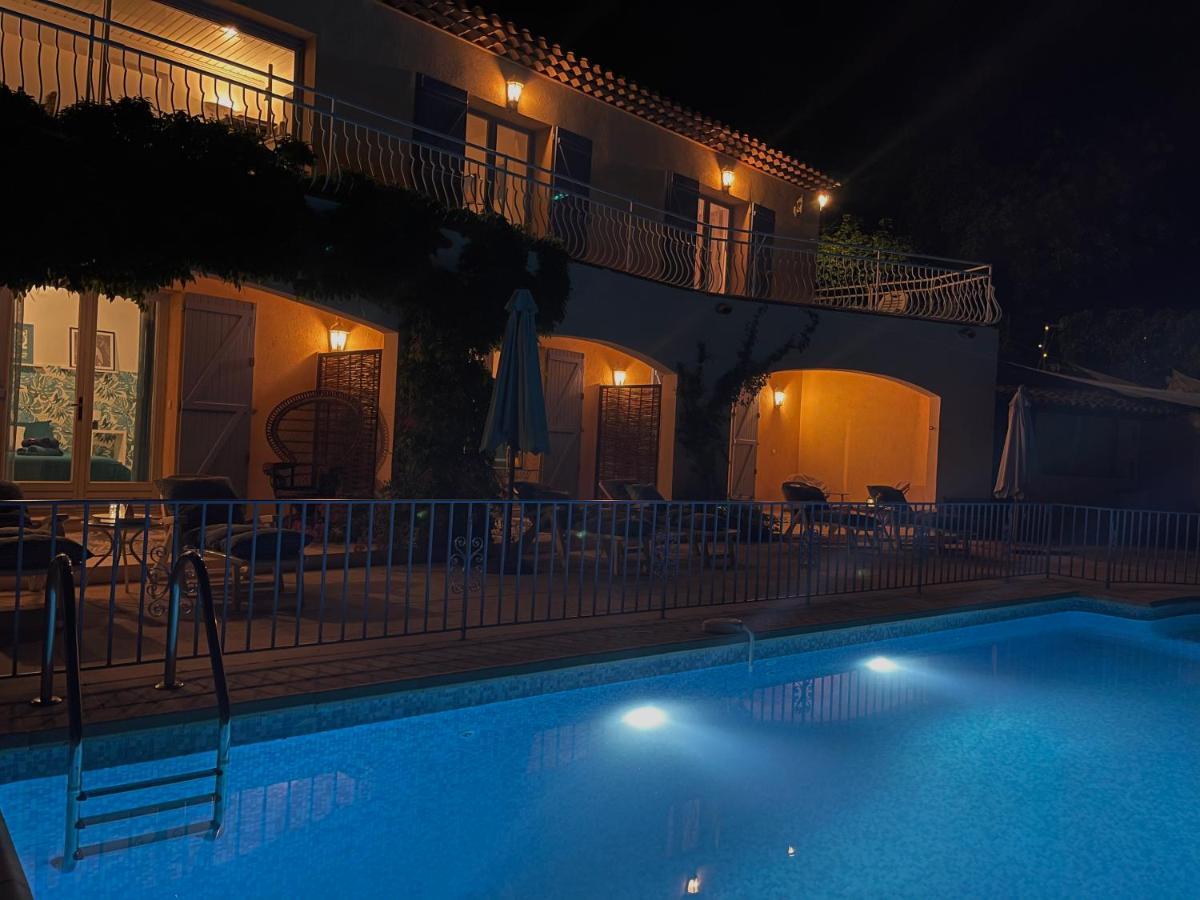 Les Volets Bleus Hotel Speracedes Ngoại thất bức ảnh